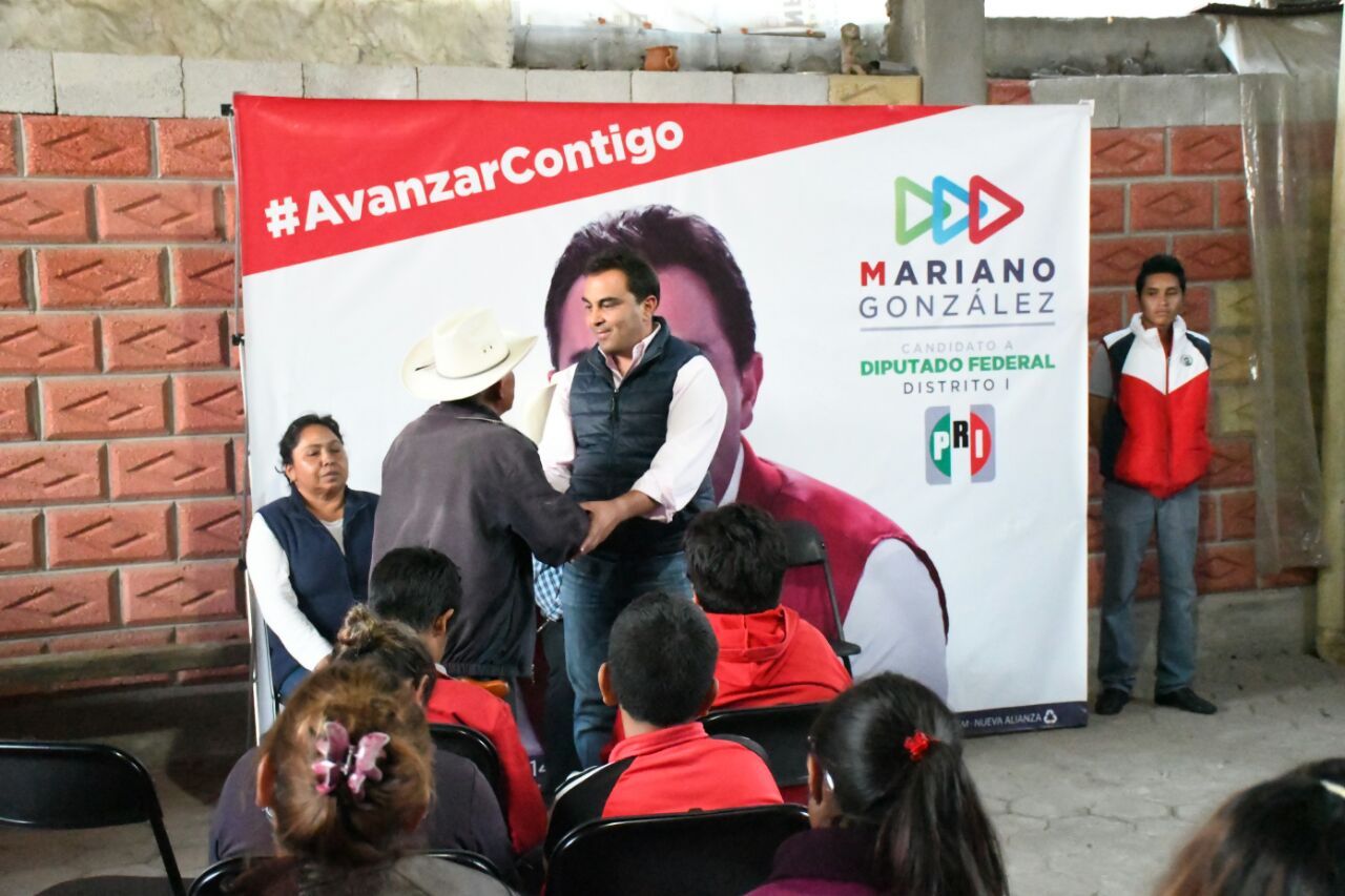 Ofrece Mariano González gestionar servicios de salud del 100